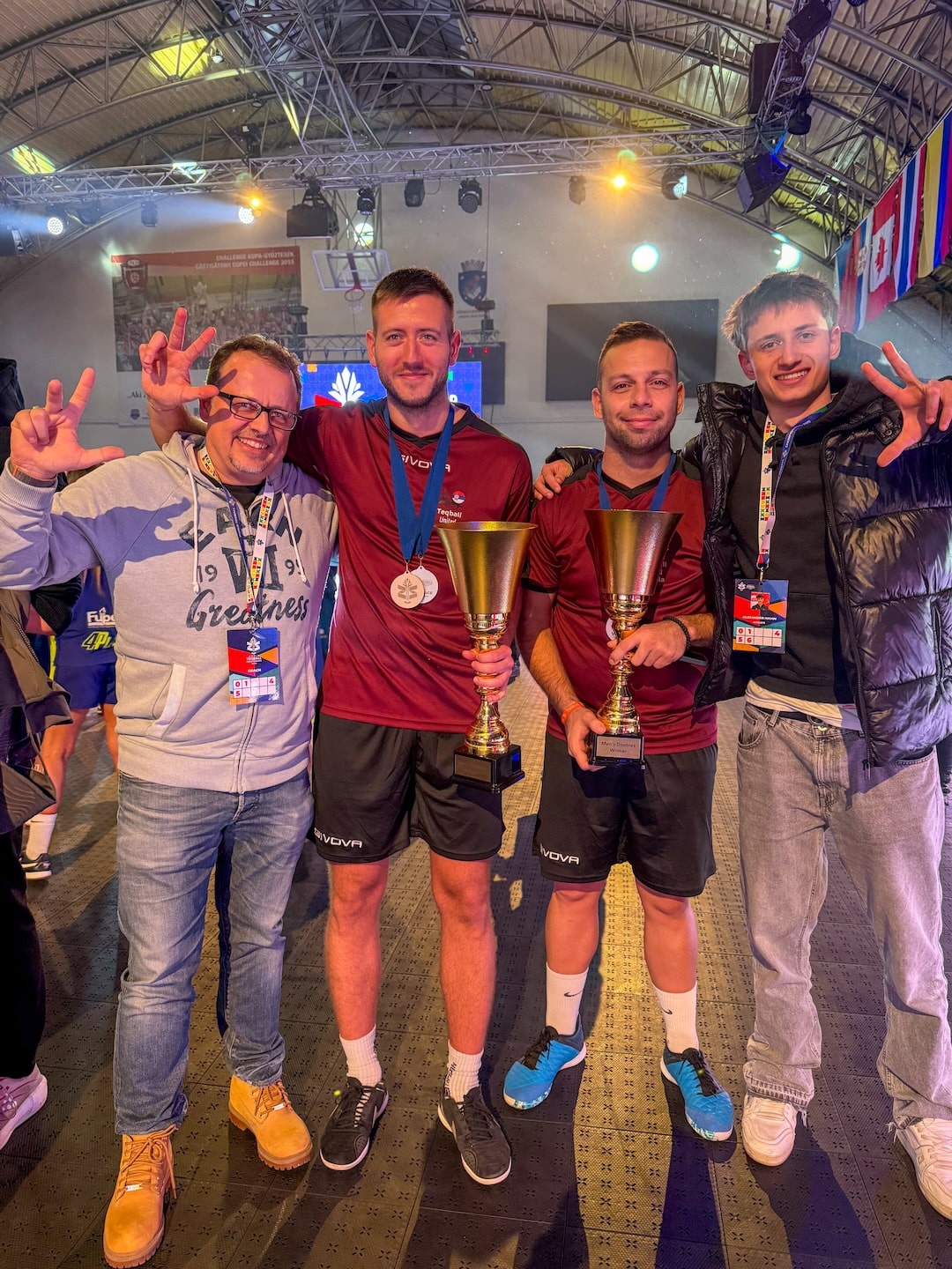 Teqball Weltmeister Männerdoppel - Nikola Mitro und Bogdan Marojevic